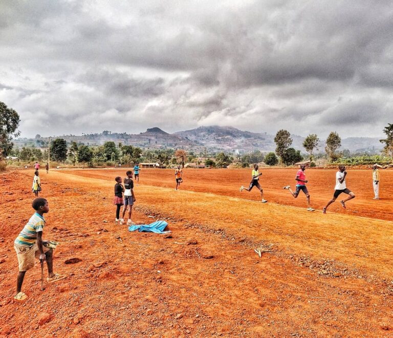 Instagram post from alakarareiser. This post is in position 9.